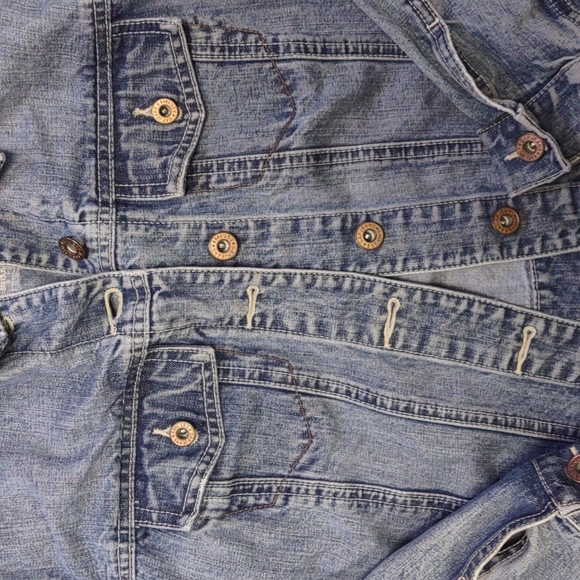 GAP Jean Jacket Size X Small Women's - Picture 3 of 4